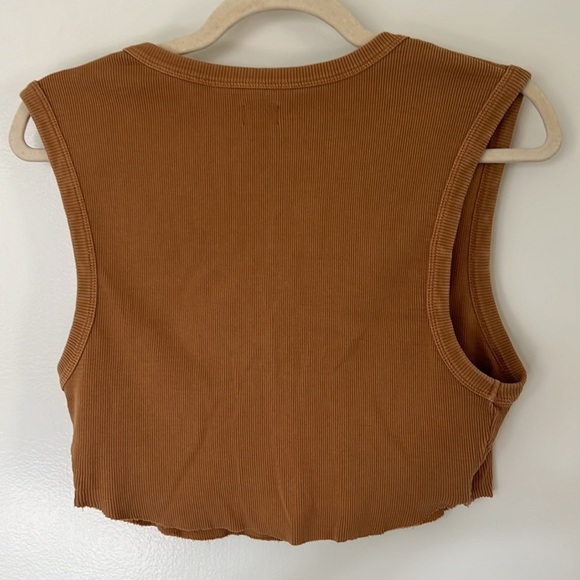 Urban Outfitters Rust Cropped Tank Size L - Picture 3 of 3